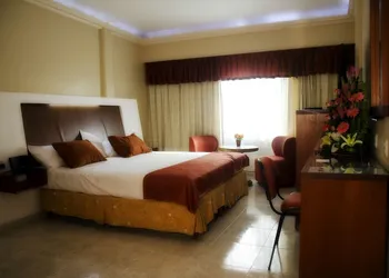 Palmera Suites hotel thumbnail 6
