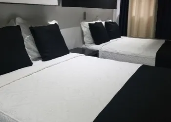 Hotel Dluxe & Suites hotel thumbnail 4