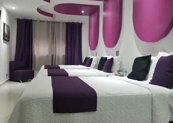 Hotel Dluxe & Suites hotel thumbnail 7