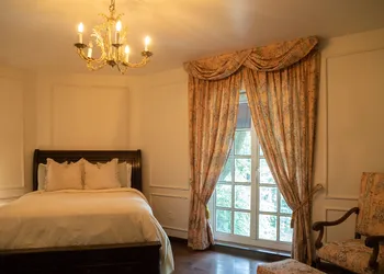 Mansion Papilio hotel thumbnail 3
