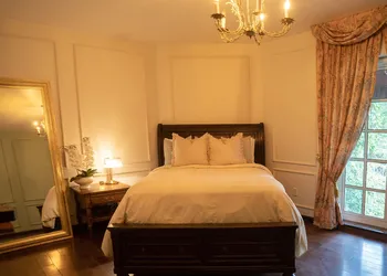 Mansion Papilio hotel thumbnail 6