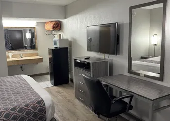 Bluestar Motel hotel thumbnail 6