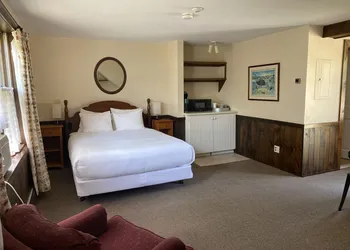 The Wildflower Inn hotel thumbnail 8