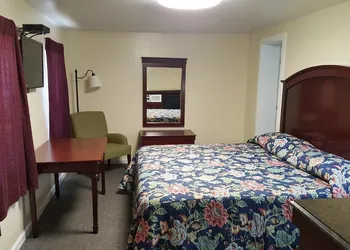 Pleasant Hill Motel hotel thumbnail 3