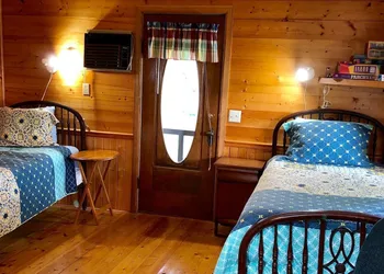 Taylor Made Bed and Breakfast hotel thumbnail 7