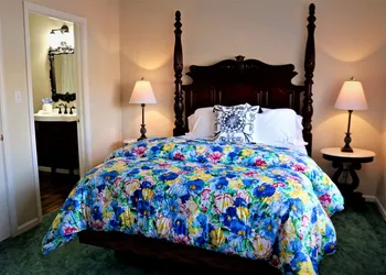 Bradford House Bed & Breakfast hotel thumbnail 7