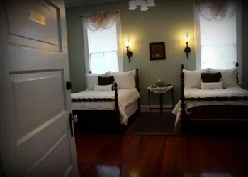 Sweet Cane Inn hotel thumbnail 8