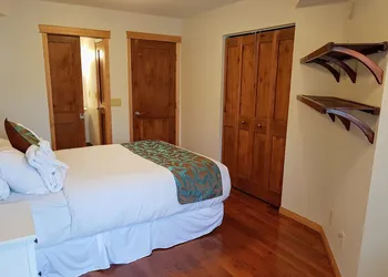 PRC Annex - Pet Friendly hotel thumbnail 7