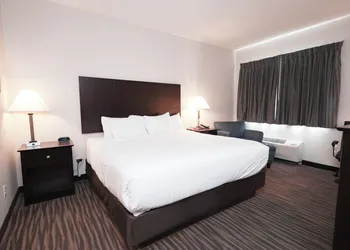 Cobblestone Inn & Suites - Maryville hotel thumbnail 7