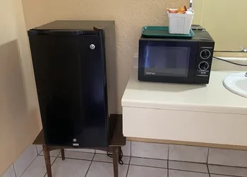Wildflower Inn & RV Park hotel thumbnail 6