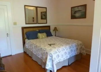 Old Hawaiian B and B hotel thumbnail 4