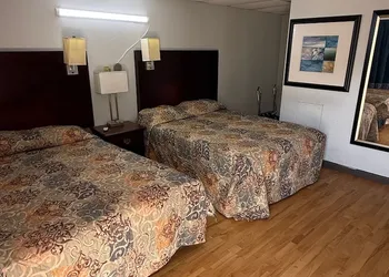 holiday motel hotel thumbnail 7