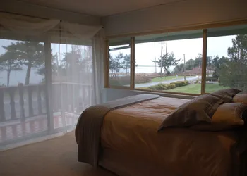 GreenHouse Inn by the Bay hotel thumbnail 3
