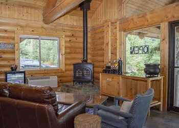 Bonners Ferry Log Inn hotel thumbnail 4
