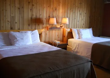 Lakewoods Resort & Lodge hotel thumbnail 7