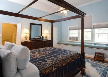 Kingsbay Mansion & Vacation Houses hotel thumbnail 8