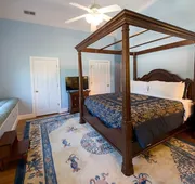Kingsbay Mansion & Vacation Houses hotel detail image 5