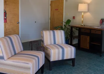 Motel 103 hotel thumbnail 4