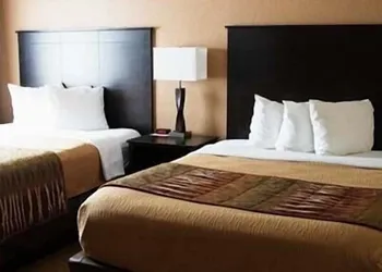 Chieftain Conference Center hotel thumbnail 4