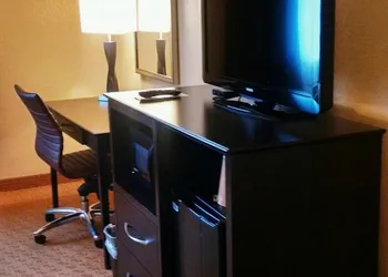 Chieftain Conference Center hotel thumbnail 6