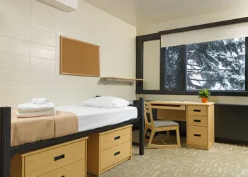 University of Calgary - Seasonal Residence hotel thumbnail 4