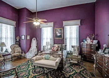 Clyde and Marie's Bed & Breakfast hotel thumbnail 7
