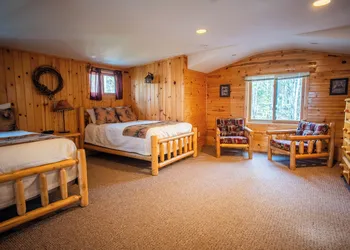 Timber Bay Lodge & Houseboats hotel thumbnail 2