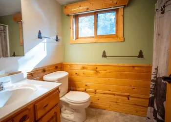 Timber Bay Lodge & Houseboats hotel thumbnail 4