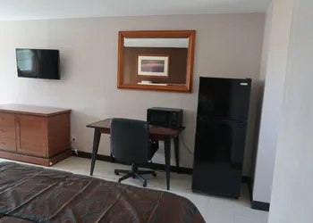 Sunrise Inn hotel thumbnail 5