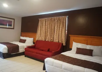 Sunrise Inn hotel thumbnail 7