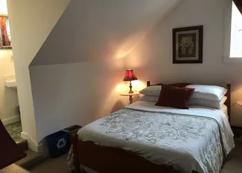 Colonel Williams Inn hotel thumbnail 5