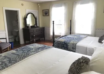 Colonel Williams Inn hotel thumbnail 8