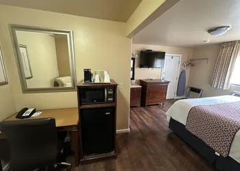 Abram Inn & Suites hotel thumbnail 7