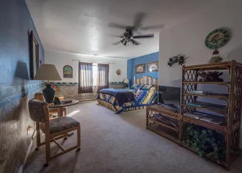 Bryce Trails Bed and Breakfast hotel thumbnail 3