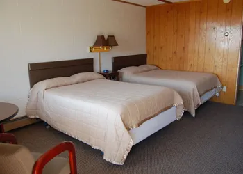 Northwoods Inn LLC hotel thumbnail 5