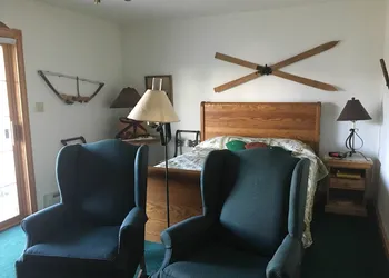 Lakeside Bed & Breakfast hotel thumbnail 4