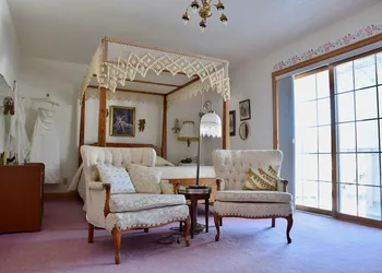 Lakeside Bed & Breakfast hotel thumbnail 7