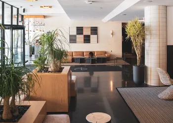 The Emily Hotel hotel thumbnail 4