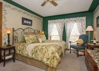 Sutherland House Victorian Bed & Breakfast hotel thumbnail 6
