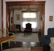 Historic Philip Houston House hotel detail image 3