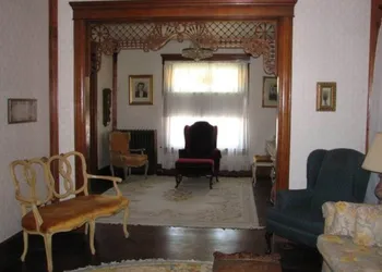 Historic Philip Houston House hotel thumbnail 3
