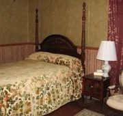 Historic Philip Houston House hotel detail image 5