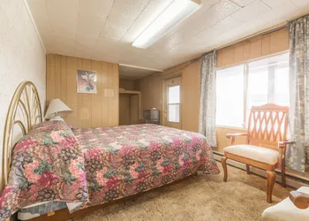 Dayton Motel hotel thumbnail 4