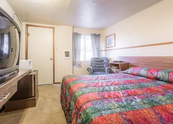 Dayton Motel hotel thumbnail 7