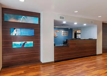 Comfort Inn St. Louis Airport hotel thumbnail 4