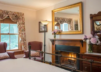 Inn at Ellis River hotel thumbnail 3