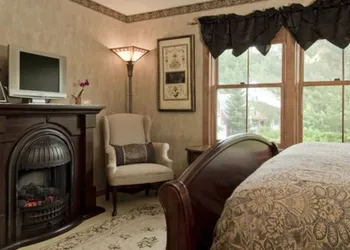 Inn at Ellis River hotel thumbnail 8