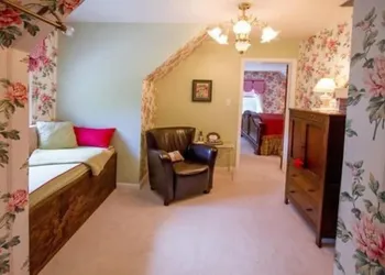 Bald Mountain House Inn at the Wolf Laurel Resort hotel thumbnail 4