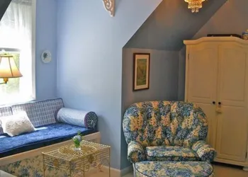 Bald Mountain House Inn at the Wolf Laurel Resort hotel thumbnail 5