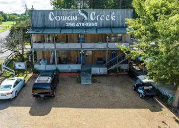 Cowan Creek Lodges hotel thumbnail 2